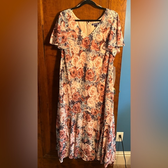 Roaman's Dresses & Skirts - Roaman’s Pink and Beige Tone Abstract Floral Dress Size 22W